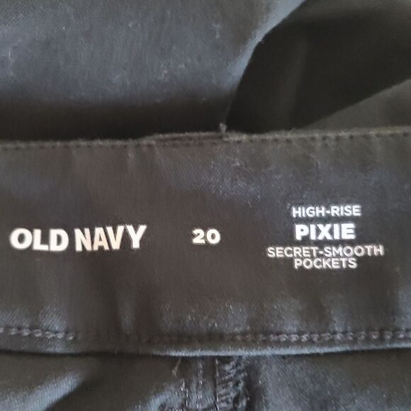 old navy high rise pixie pants secret smooth pockets plus size black womens 20 - Picture 5 of 7